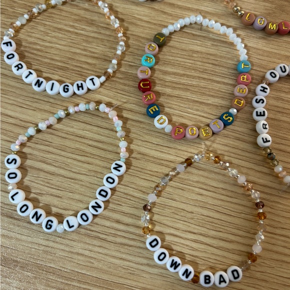 7 tortured poets department Taylor swift sparkly friendship bracelets - Picture 2 of 4